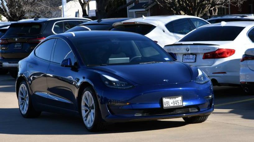 TESLA MODEL 3 2022 5YJ3E1EA5NF303838 image